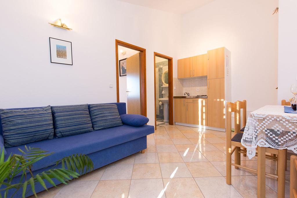 Apartments Juras Brzac 外观 照片