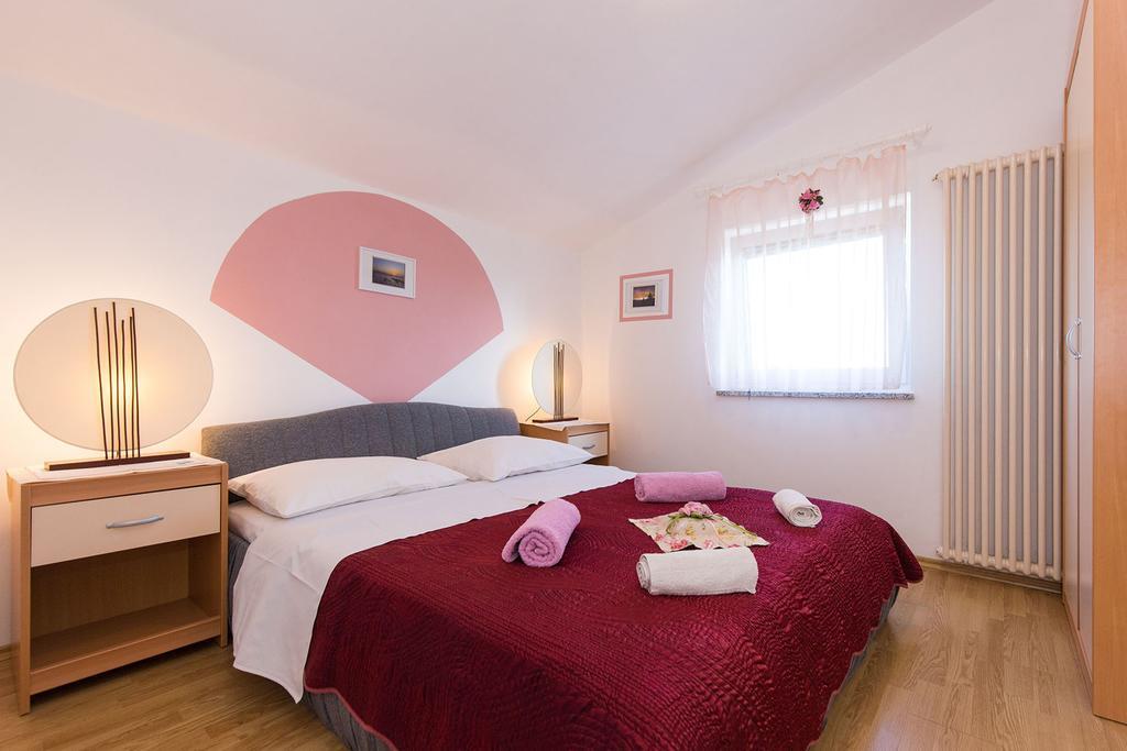Apartments Juras Brzac 外观 照片